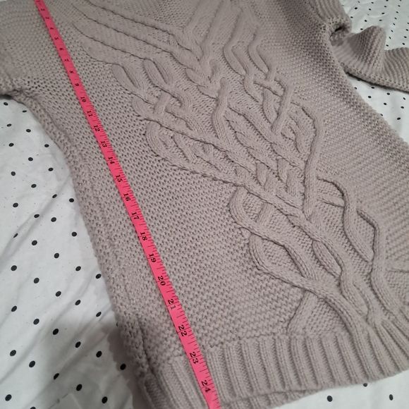 Tahari Pure Luxe Alpaca Blend Cable Knit Turtleneck Sweater M​. - Picture 3 of 9